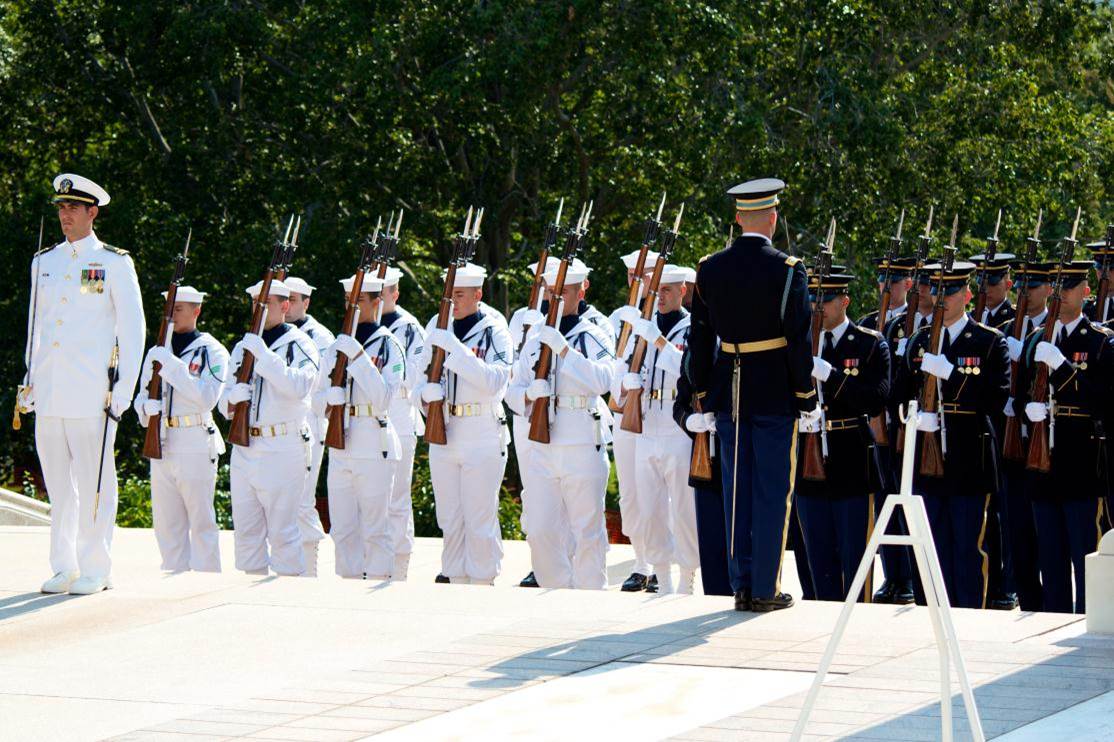 FullHonorWreathLayingCeremony_ScholasticaTravel Full Honor Wreath Laying Ceremony