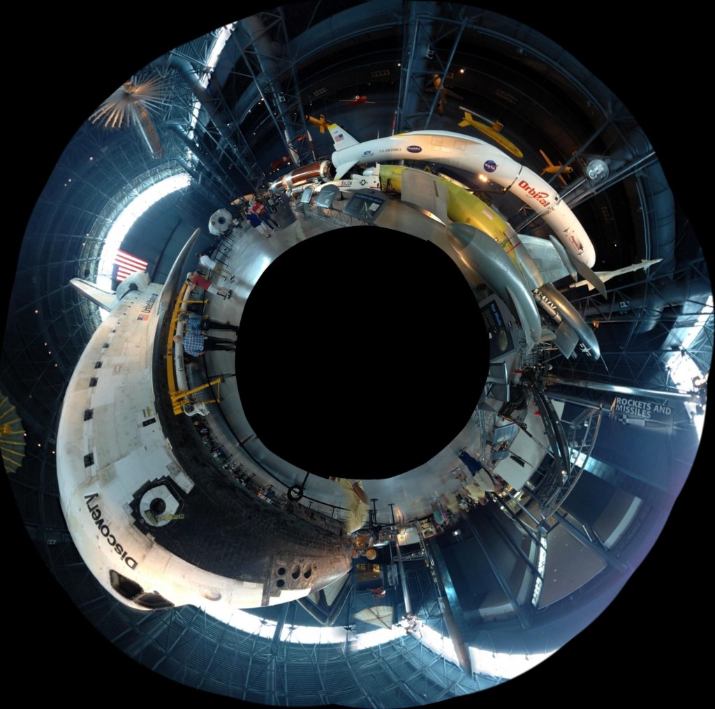 SpaceShuttleDiscovery_ScholasticaTravel Space Shuttle Discovery